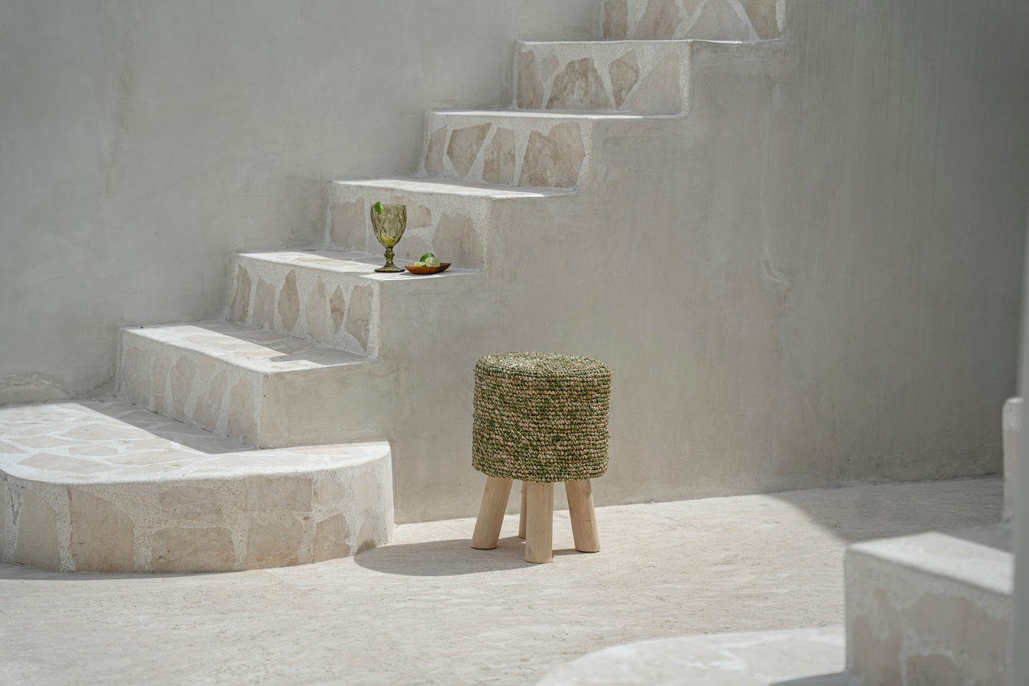 RAFFIA |Geflochtener Hocker - DECOR PETIT