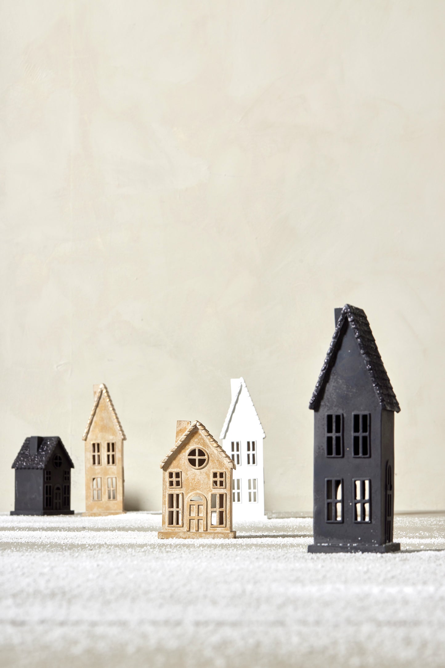 Seholia Decoration House |Black, H28 cm. - DECOR PETIT